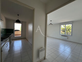  Appartement à louer 3 pièces 70 m²