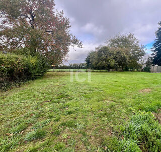  Terrain à vendre 693 m²