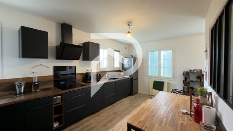   Maison familiale � ROUFFIGNAC-DE-SIGOULES Maison - 6 pi�ce(s) - 176 m�