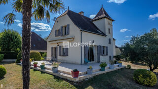 Vente Maison Maison Gourdon centre ville  5 pièce(s) sur 1372m² de terrain. Gourdon