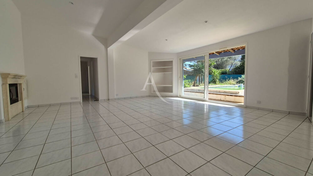 Vente Maison Maison de plain-pied 126,62 m² habitables - Studio indépendant - Piscine - Double garage - Terrain de 1 229 m² ? Balaruc-les-Bai Balaruc les bains