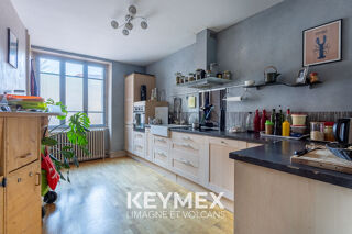  Maison � vendre 8 pi�ces 250 m�