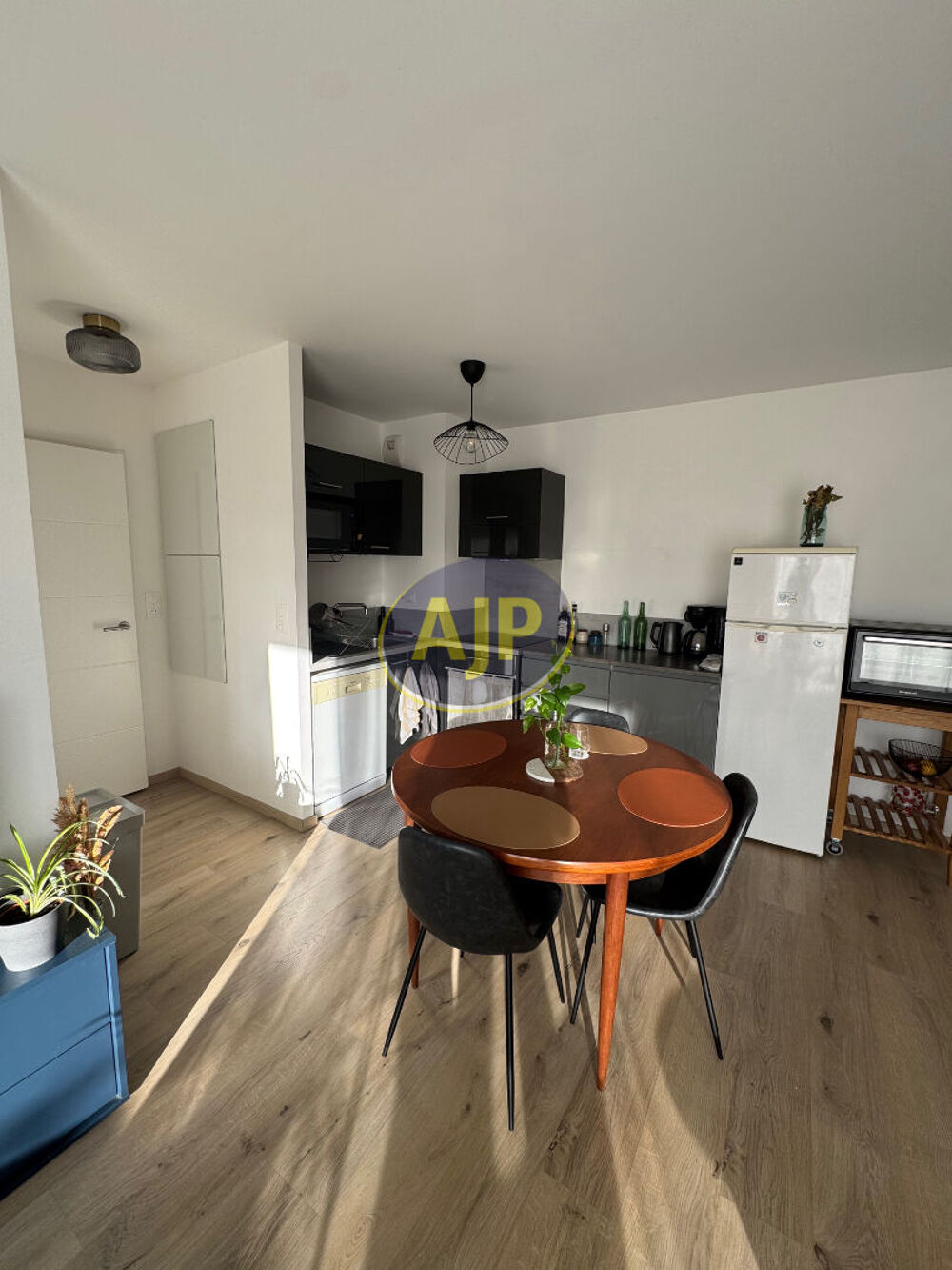 Location Appartement NANTES Appartement  3 pièce(s) 60.97 m2 RDC Nantes
