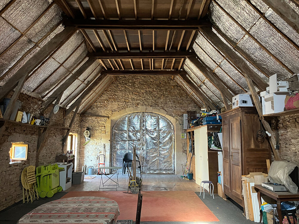 Vente Maison Ancienne grange partiellement rénovée avec vue panoramique - secteur Naussac Naussac