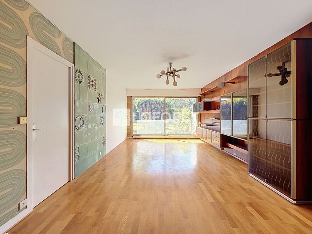 Vente Appartement Le Plessis Robinson 3 pièces 69.52 m2 Le plessis robinson