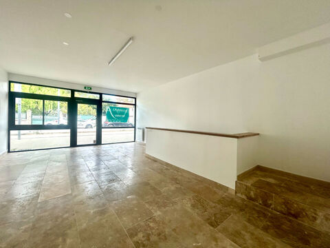 Local commercial Bois d'Arcy 2 pièces 36.36 m2 1976 78390 Bois d arcy