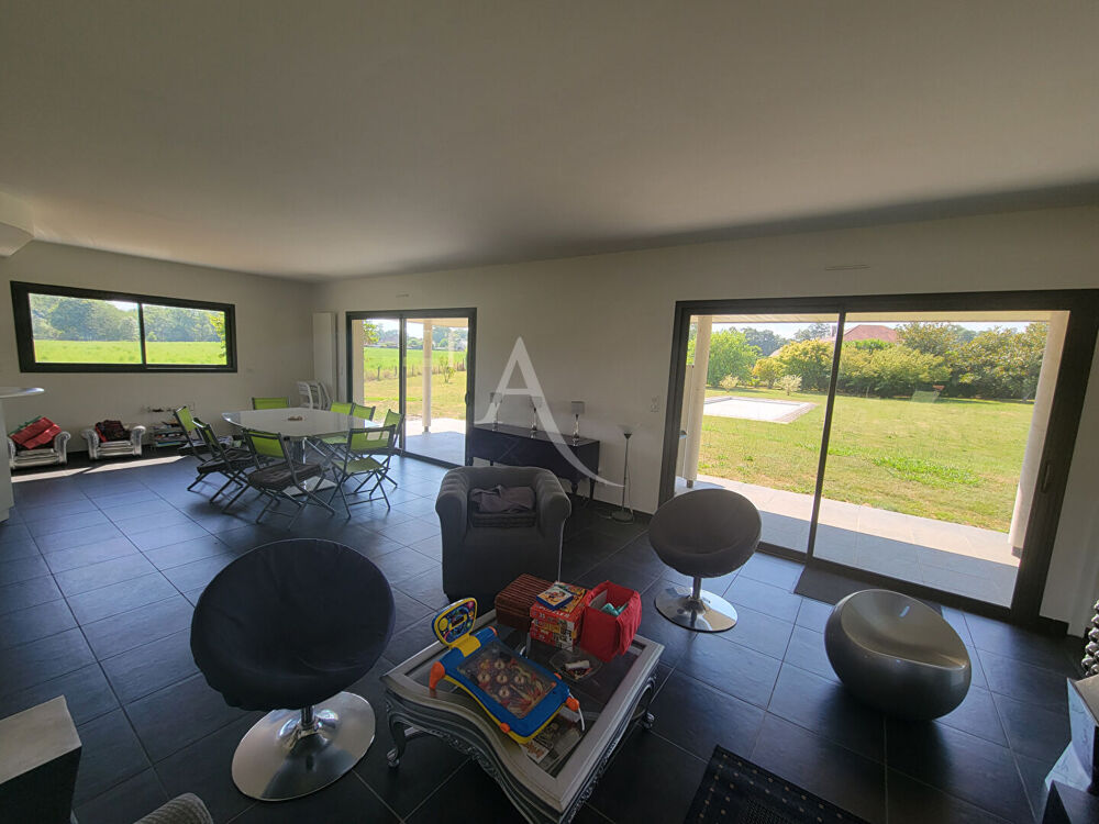 Maison Artigueloutan 6 pièce(s) 152 m2