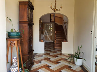  Maison  vendre 7 pices 215 m