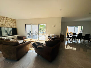  Maison � vendre 5 pi�ces 198 m�