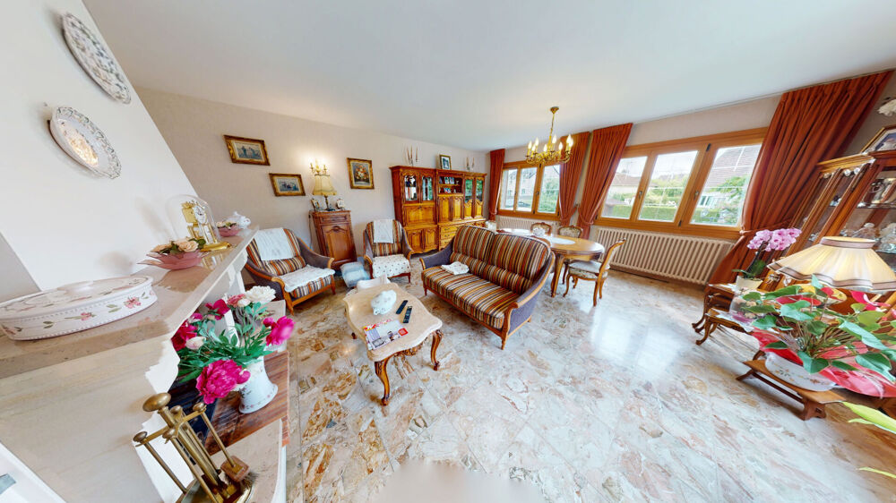 Vente Maison Maison Saint Mard 5 pièce(s) 249 m2 utiles Saint mard