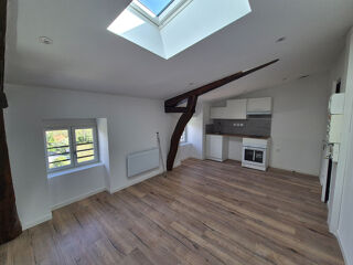  Appartement à louer 2 pièces 35 m²