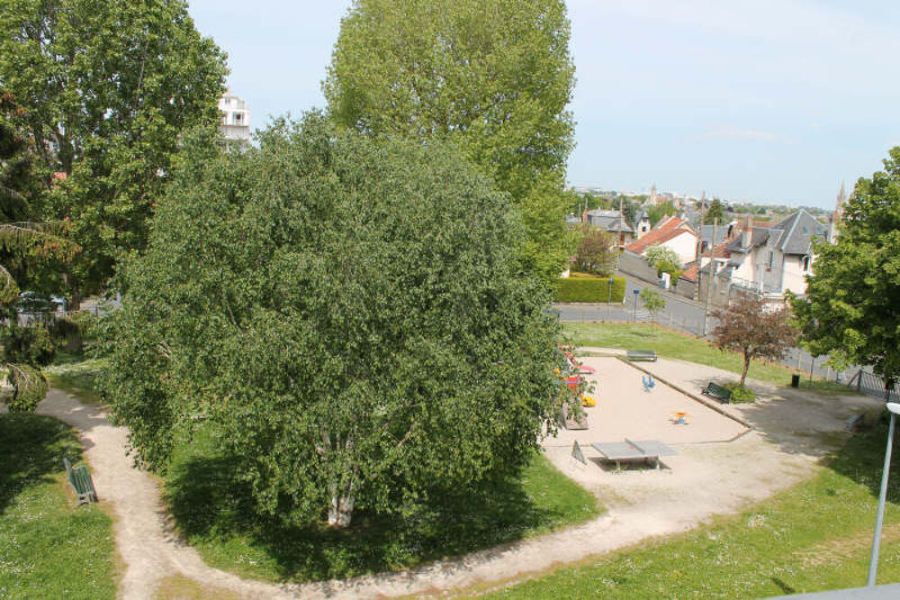 Location Appartement APPARTEMENT CAEN - 5 pièce(s) - 94 m2 Caen