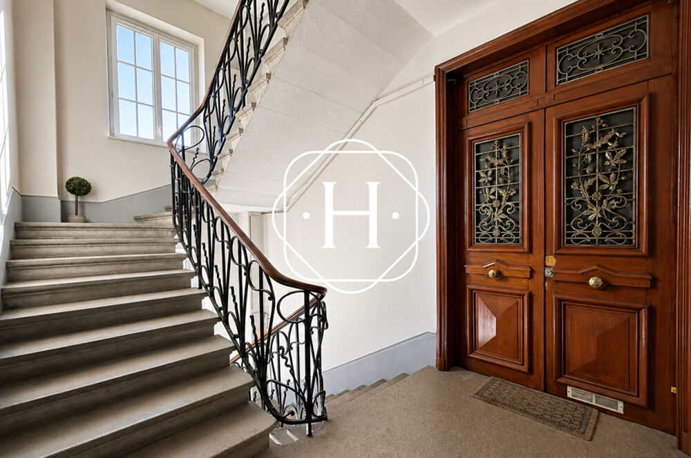 Vente Appartement Appartement Bourg En Bresse 7 pièce(s) 185.79 m2 Bourg en bresse