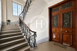  Appartement à vendre 7 pièces 186 m²