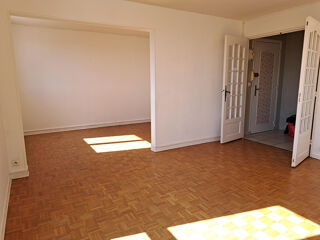  Appartement  vendre 4 pices 73 m