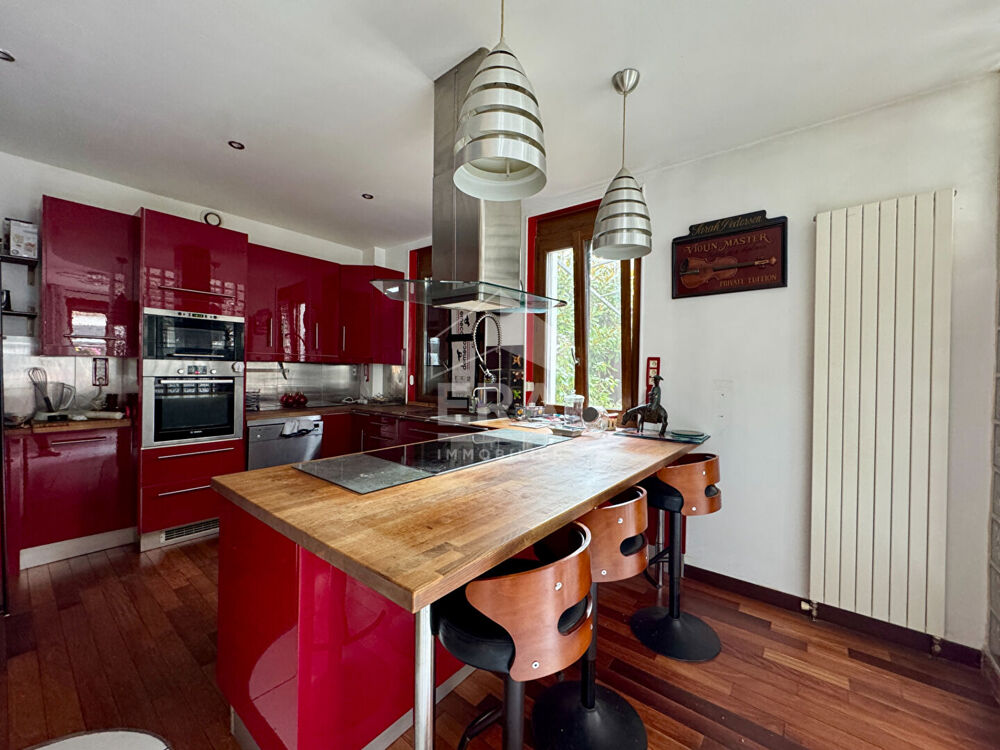 Maison ancienne de caractère 140 m² à vendre à Pussay