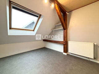  Appartement à louer 3 pièces 57 m²