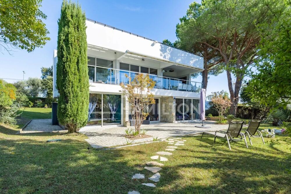 VILLA CALIFORNIENNE - DOMAINE FERMÉ