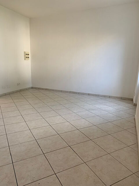  Appartement � louer 3 pi�ces 55 m�