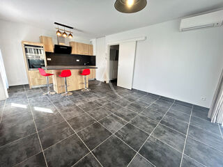  Appartement à louer 3 pièces 60 m²