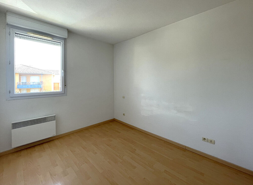 CAUSSADE - Appartement 2 pièces avec balcon -