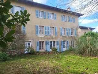  Villa  vendre 10 pices 224 m