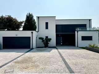  Maison à vendre 6 pièces 214 m²
