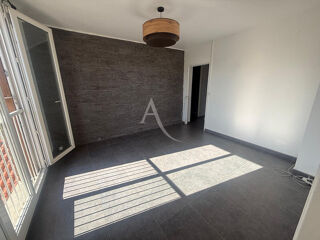  Appartement à louer 3 pièces 58 m²