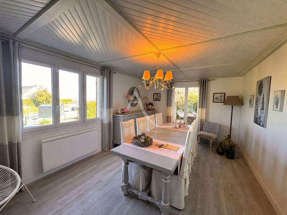 Vente Maison Maison Fourdrinoy 9 pièce(s) 185 m2 Fourdrinoy