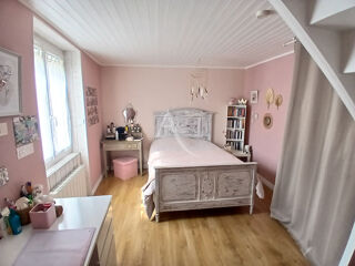  Maison  vendre 6 pices 141 m