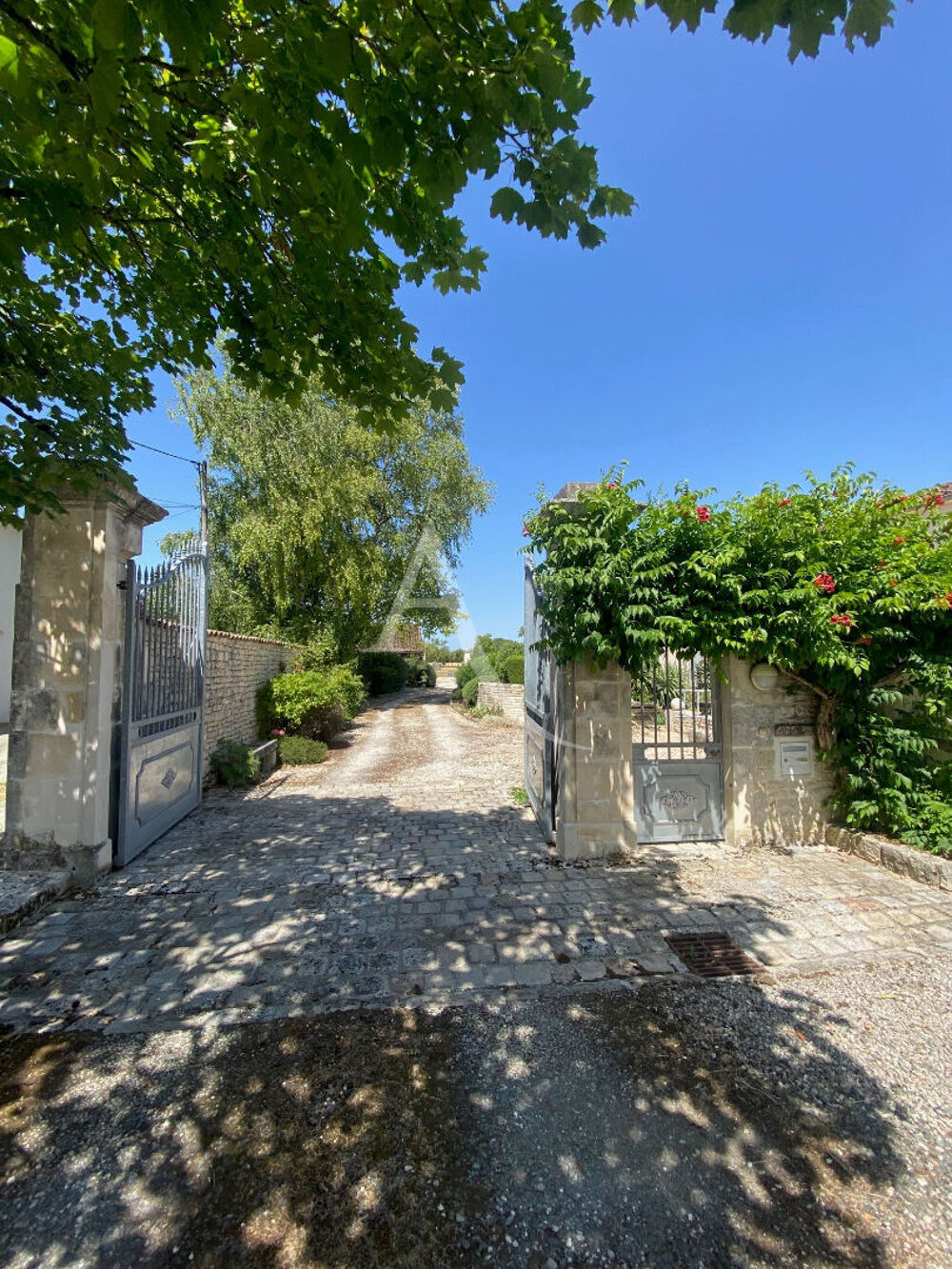 Vente Maison Ensemble immobilier Montroy