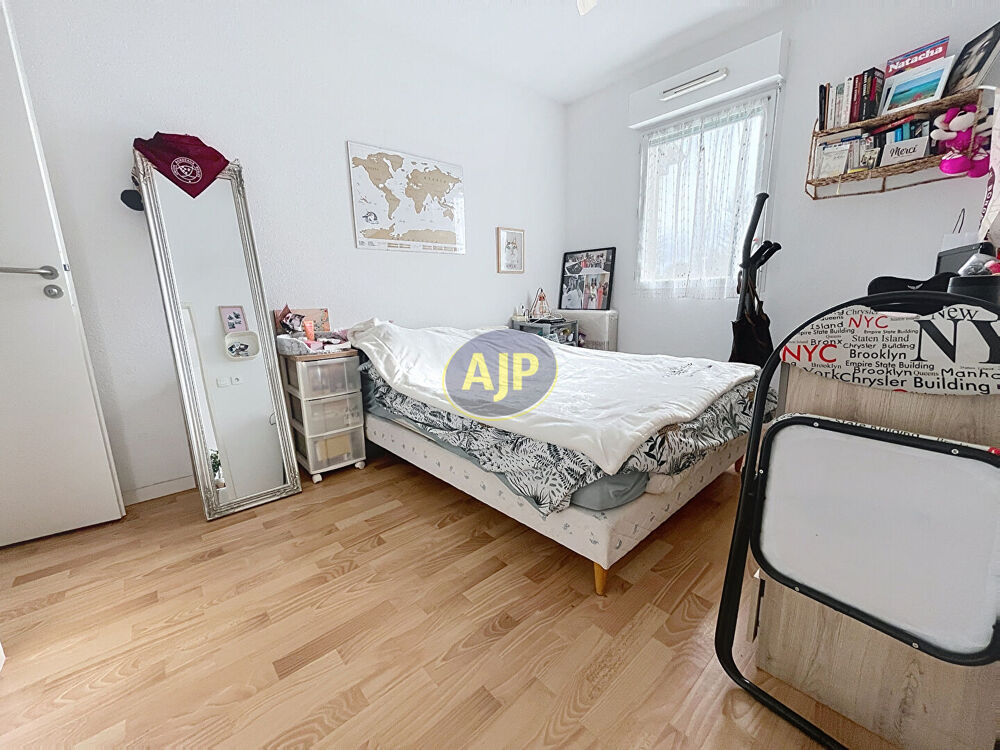Vente Appartement T2 bon état général Merignac