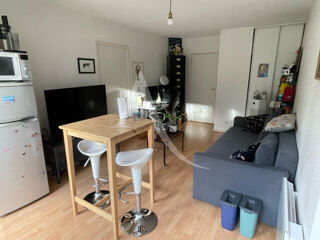  Appartement à louer 2 pièces 37 m²
