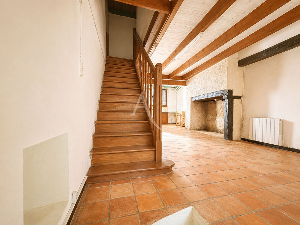 Maison en Pierre à Grezels