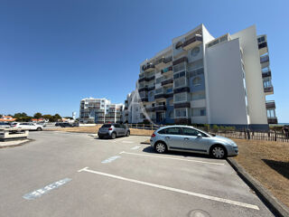  Parking / Garage à vendre 