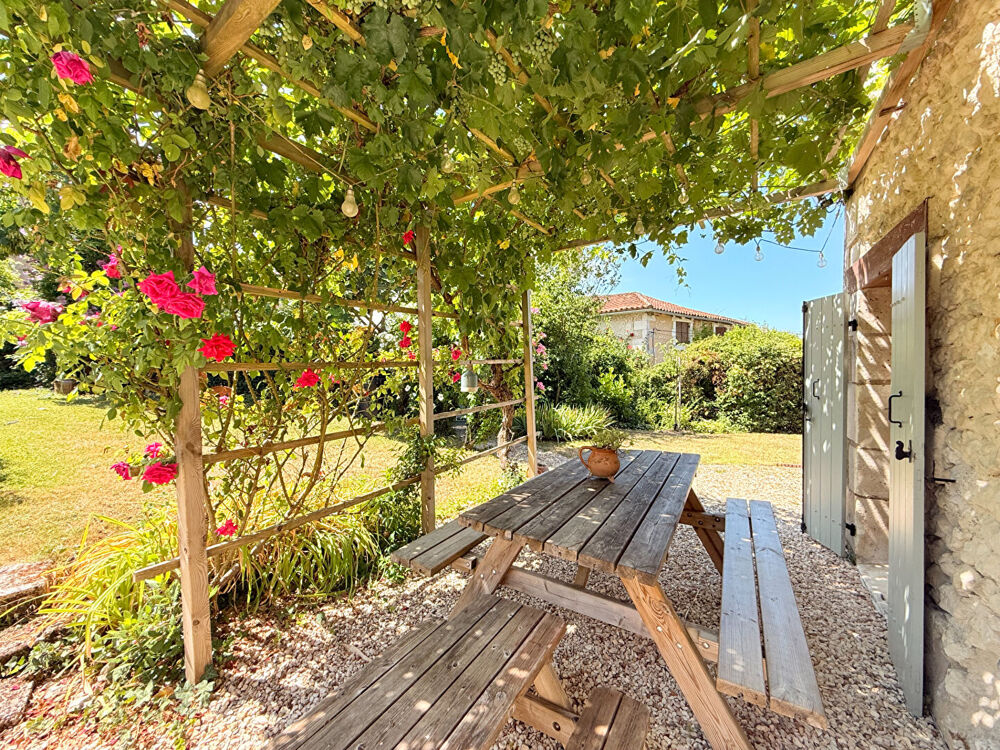 MAISON DE VILLAGE