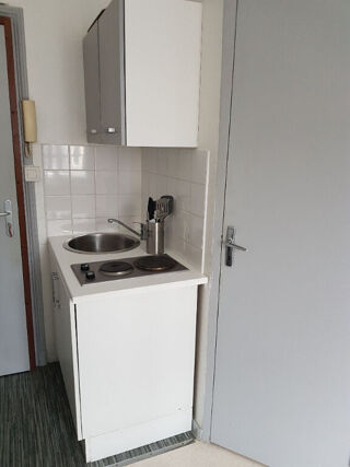  Appartement à louer 1 pièce 13 m²