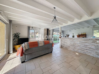  Maison à vendre 9 pièces 196 m²