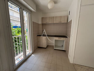  Appartement à louer 1 pièce 25 m²