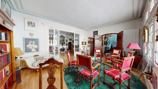  Maison à vendre 12 pièces 334 m²