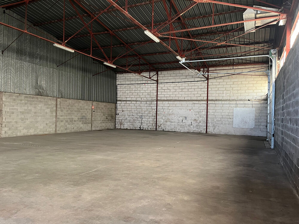   Local d'activité 375m² - Secteur THISE / CHALEZEULE 