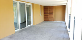  Appartement à louer 4 pièces 93 m²