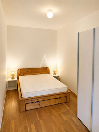  Appartement à louer 2 pièces 50 m²