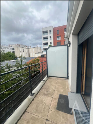  Appartement à louer 2 pièces 36 m²
