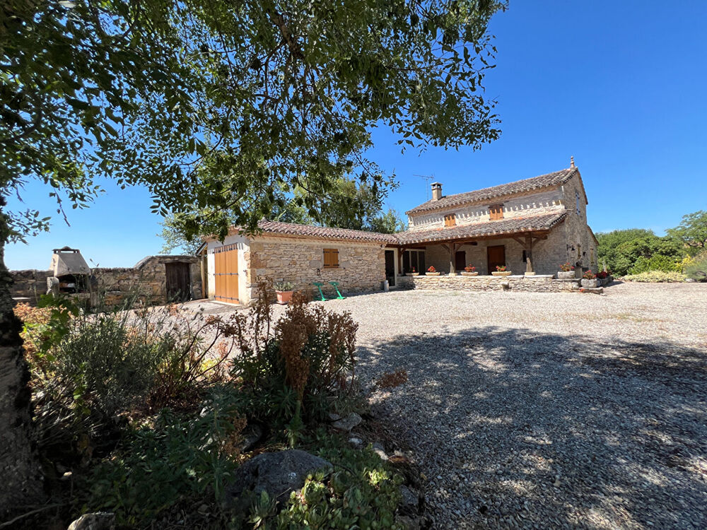 Maison typique en pierre, proche de Saint Antonin
