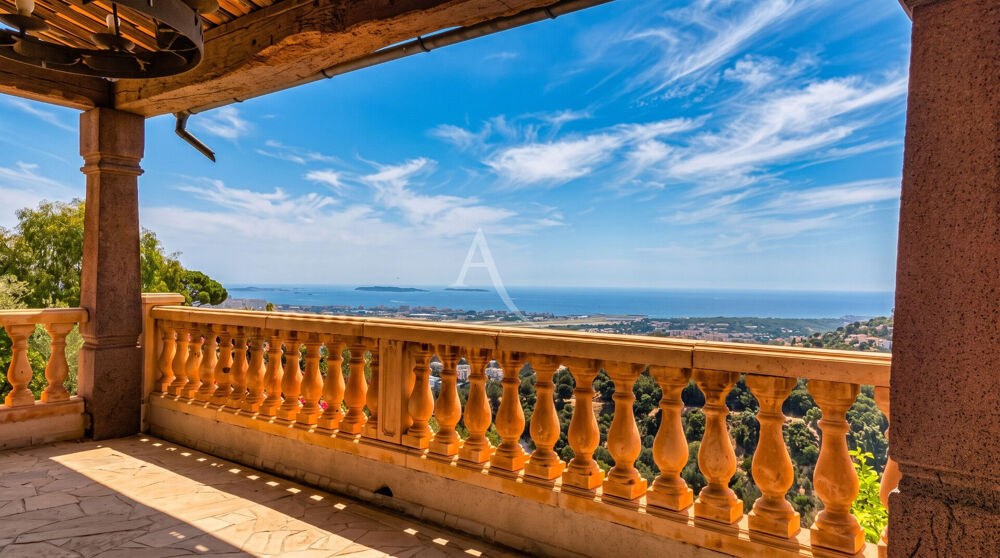 Vente Maison VILLA 6/7 pièces avec piscine, MAGNIFIQUE VUE MER et ILES ! Mandelieu la napoule