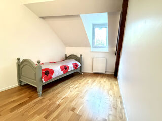  Maison à vendre 12 pièces 266 m²