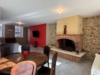  Maison à vendre 11 pièces 394 m²
