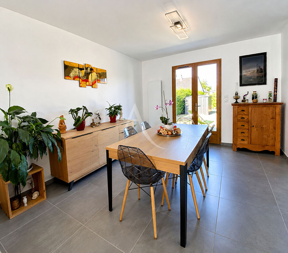 Vente Maison Maison plain-pied Ferolles 4 chambres 137 m2 Ferolles