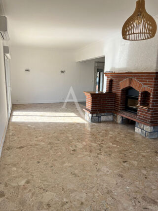  Appartement � louer 4 pi�ces 116 m�